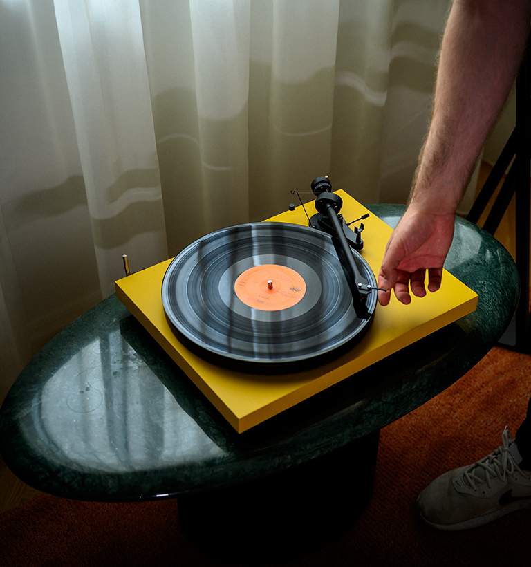 Pro-Ject topo marca mobile